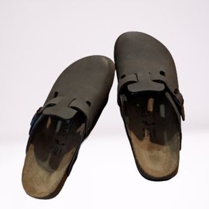 Birkenstock shoes, brown, size L9, M7, Unisex
